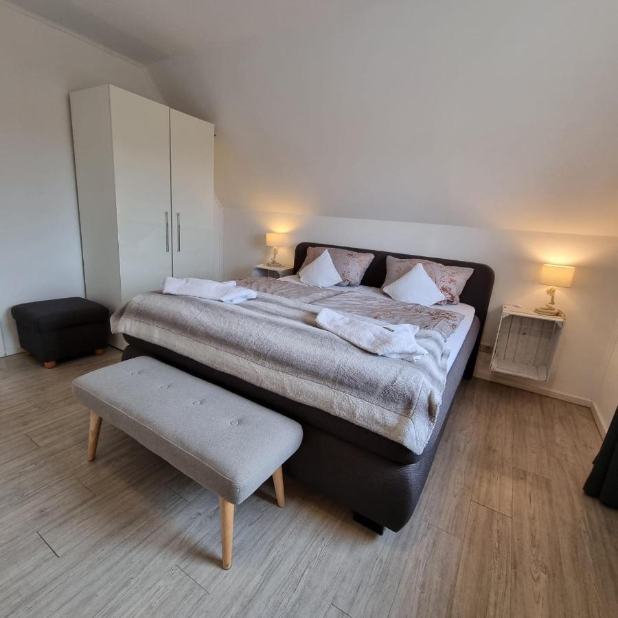 Haus Kaiser 5 Deichseele * Busum